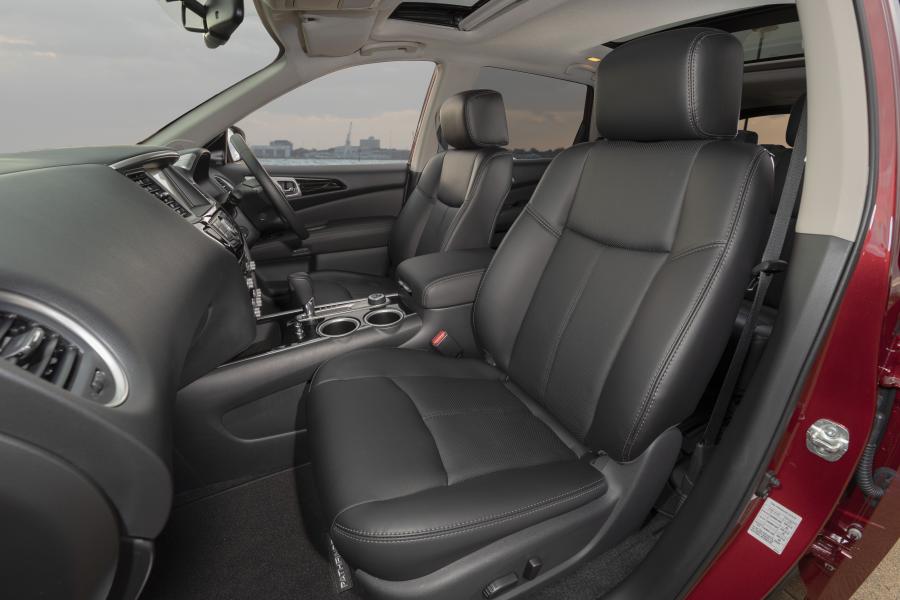 Интерьер Nissan Pathfinder Ti (R52) 2017 года  (AU) (фото 32 из 40)